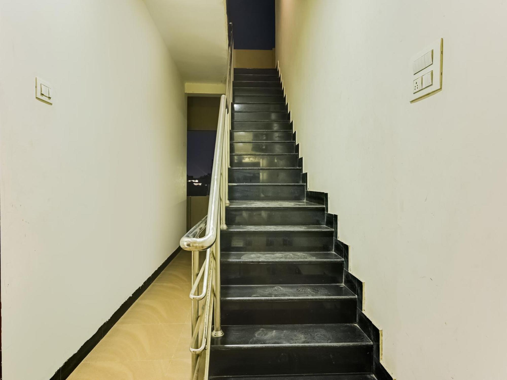 Hotel O A K Residency Coimbatore Esterno foto
